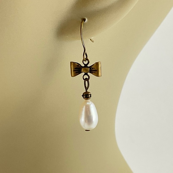 Teardrop Pearl & Bow Earrings, Handmade, Antique Brass & Genuine Pearl, Coquette - Picture 1 of 4